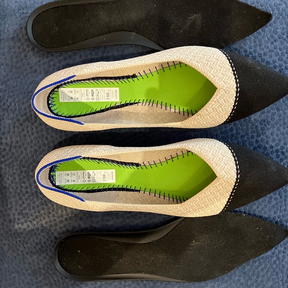 Rothy’s black and tan pointy-toed flats in EUC - Picture 2 of 6